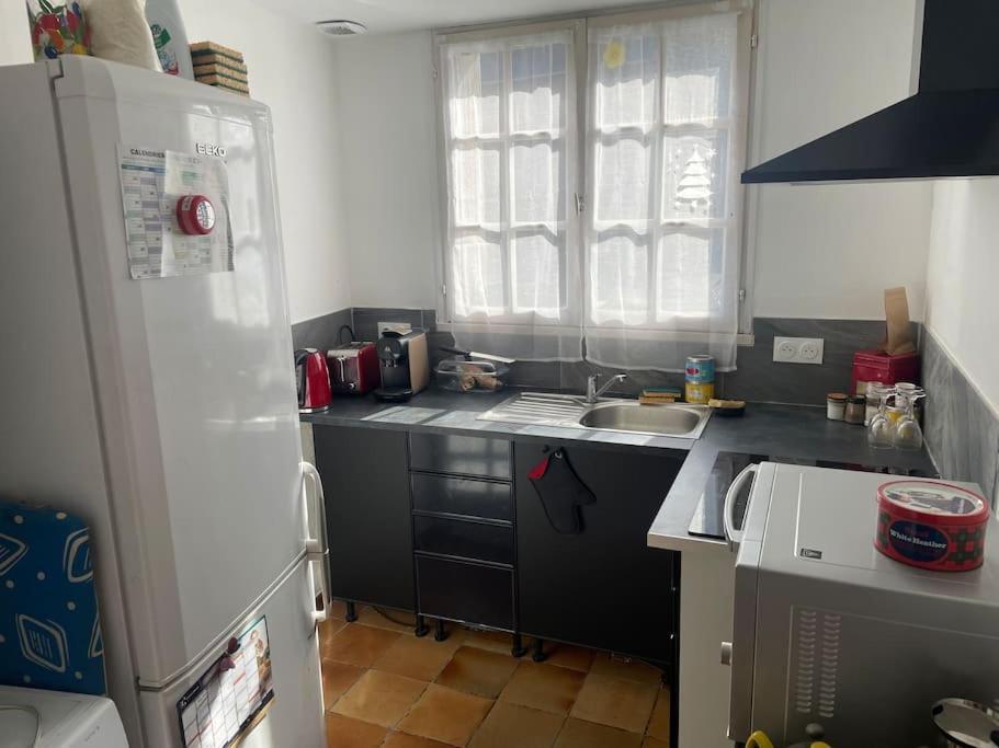 Charmante Maison, Coeur De Bourg Bazouges-la-Pérouse Εξωτερικό φωτογραφία